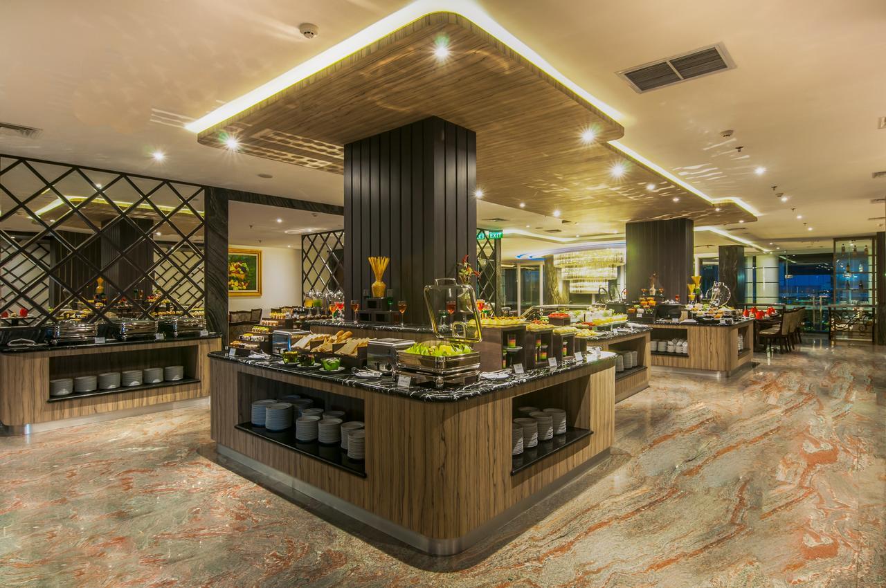 Arthama Hotels Makassar Exterior photo