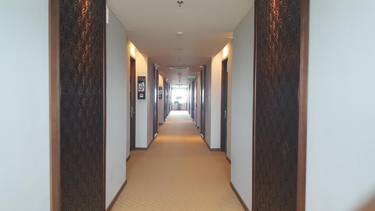 Arthama Hotels Makassar Exterior photo