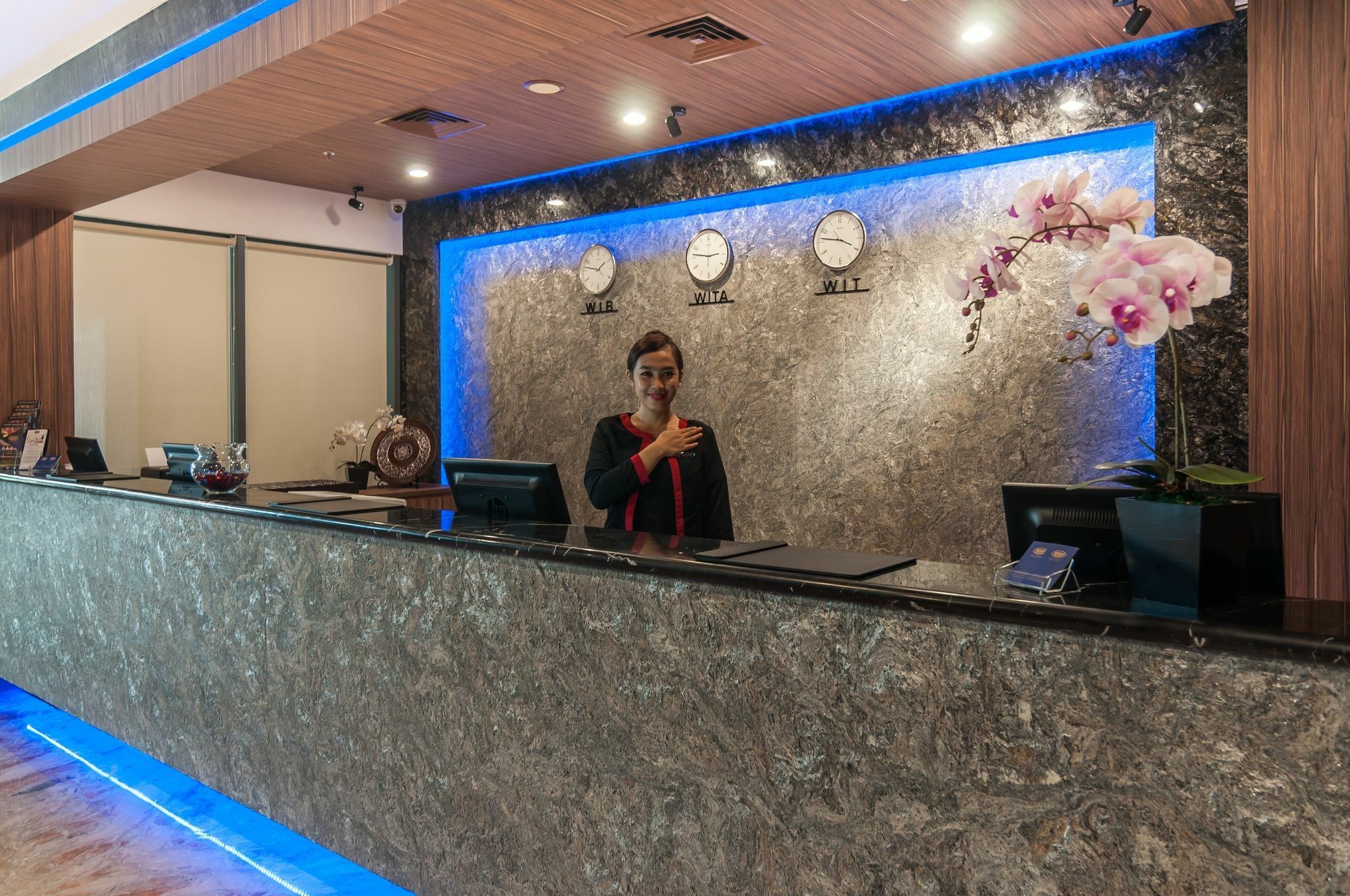 Arthama Hotels Makassar Exterior photo